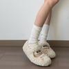 Ropa de Abrigo Forrada de Polar 2025 Estilo Zapatos de Algodón Otoño e Invierno Zapatos Tipo Frijol Suela Suave Zapatos Peludos Hada Antideslizantes Zapatos Mary Jane Cálidos