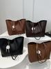 Bolsa Transfronteiriça de Grande Capacidade para Mulheres 2025 Inverno Nova Moda Versátil Bolsa de Ombro para Deslocamento Bolsa Tote de Alta Qualidade
