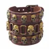 Pulseira Larga de Couro Exagerada Estilo Punk Hip-Hop Europeu e Americano, Acessório Personalizado para Ciclismo, Pulseira de Couro com Caveira de Liga Vintage