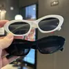 Óculos de sol de armação pequena olho de gato transfronteiriços óculos de sol para fotos show de óculos de sol compras legal anti-ultravioleta moda europeia e americana infantil novo