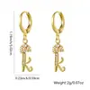 Distrito Lu moda europea y americana simple 26 pendientes de letras pequeñas cadena de clavícula de letra inglesa pendientes Joker venta al por mayor