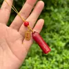 Chaveiro de Cinábrio Natural Estilo Templo Pingente Vermelho Triangular Atacado Fábrica de Amuletos Pingente