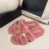 Pantuflas peludas para mujer para usar en exteriores, nuevas de moda otoño/invierno 2026, chanclas tipo mule con hebilla metálica, pantuflas de algodón de alta gama y cómodas