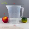 Taza medidora de plástico de gran capacidad cuidadosamente seleccionada con tapa y escala, herramienta de prueba específica de laboratorio resistente al calor de grado alimenticio