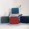 Altavoz Bluetooth de Regalo al por Mayor Transfronterizo Altavoz Exterior Colorido Cubierto de Tela de Escritorio de Alto Volumen Portátil Pequeño Altavoz de Tarjeta