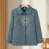 Ropa nueva de otoño e invierno para personas mayores, atuendo para abuela de 70 años, blusa con cuello, talla grande, estilo medio largo, forrada de polar, engrosada, abrigo cálido