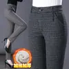6258 pantalones de lápiz gruesos a cuadros de lana con rayas y forro polar pantalones de invierno para mujeres de mediana edad pantalones para mujeres de mediana edad y ancianas pantalones casuales