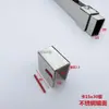 Piezas de soldadura de tubo cuadrado Tarjeta en U Lámina de sellado Deflector Montante A Columna de escalera Accesorios Colgador delantero Colgador lateral Pieza montada en pared Tapón Accesorios para vitrina de exposición