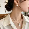 Brincos de Pérola de Princesa com Acabamento de Luxo, Cinza-Prata, Tarraxas de Pérola Simples e Versáteis, Conjunto de Pingente de Madrepérola para Mulheres, Transmissão ao Vivo