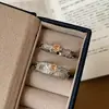 Anillo Abierto de Metal de Bambú con Circonita Cúbica de Gama Alta para Mujer, Anillo Versátil de Moda Retro de Lujo Ligero para el Día a Día