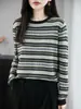 Camiseta base de punto a rayas de bloques de color retro para mujer, nuevo suéter de punto fino tipo lana para otoño e invierno, cuello redondo, manga larga