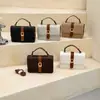 Bolsos pequeños de moda para mujer en otoño e invierno 2026, nuevos bolsos cruzados versátiles de estilo coreano, pequeños bolsos cuadrados a la moda