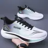 Zapatos para Hombre Primavera y Verano Malla Transpirable Zapatos Casuales Zapatos Deportivos Ultraligeros Suela Suave Antideslizantes Amortiguadores Zapatos de Correr para Estudiantes para Hombre