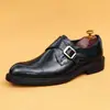 Sapatos Masculinos de Couro Esculpido Brogue 2026 Novo Estilo Couro Genuíno Padrão Jacaré Embossado Formal de Negócios Fivela Britânica Sapatos Monk