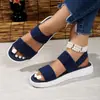 Novos sapatos femininos plus size transfronteiriços, sandálias de cor sólida com malha fly elástica e tira traseira, com plataforma em camadas e solas macias