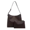 Bolso tote nuevo de gran capacidad para otoño para mujer, bolso tipo cubo simple y elegante, adecuado para ir al trabajo, bolso de hombro