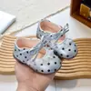 Zapatos de princesa de lunares para niñas, colección primavera/otoño 2026, zapatos cómodos de suela blanda para caminar, lindos zapaticos de cuero estilo coreano, zapatos Mary Jane para bebé