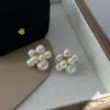 Brincos de Flor de Pérola Tridimensionais e Cheios, Design Retro Francês de Luxo Leve de Alta Qualidade, Brincos Versáteis Elegantes e Modernos