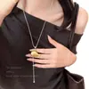 Collar de Peces Plateado Deslizante para Mujer, Nuevo Diseño Simple de Nicho, Accesorios de Invierno, Cadena Decorativa Larga Linda para Suéter