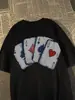 Camiseta de Manga Curta 100% Algodão Estilo Americano com Estampa de Cartas de Baralho para Homens e Mulheres, Blusa Tendência de Manga Meia-Manga Soltinha com Gola Redonda para Casais no Verão