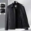 Nuevos estilos de primavera y otoño: Chaqueta de cuero para hombre con cuello alto, adecuada para primavera y otoño, una opción de abrigo cálido para papás y una chaqueta de negocios elegante