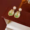 Pendientes Vintage con Pasadores de Plata, Aretes de Botón tipo Ramo con Perlas Redondas, Pendientes Versátiles de Lujo Ligero de Gama Alta para Mujer al por Mayor