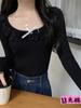 Suéter gris con encaje de lazo para mujer, suéter negro puro deseo de otoño e invierno, suéter ajustado, camisa interior corta con parte inferior.