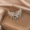 Broche de Borla con Cadena, Gama Alta, Lujo Ligero, Moda Europea y Americana, Accesorio de Traje Más Vendido, Broche Simple y Único, Venta al por Mayor