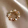 Broche de Laço Coração Simples para Mulheres, Corsage de Luxo, Alfinete Anti-Exposição para Gola Feminina, Alfinete de Cardigã, Acessório de Roupa