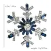 Exquisito Broche Copo de Nieve de Diamante Azul, Elegante y Estilizado Broche para Traje y Vestido, Accesorio de Moda Navideño Europeo y Americano