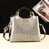 Moda para Mujer Nuevo Bolso de Hombro Clásico Bolso Cruzado de Cuero Brillante para Dama Gran Capacidad Versátil Bolso de Mano de Lujo