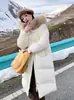 Abrigo de algodón con relleno de plumón de longitud media para mujer, nuevo estilo invierno 2026, dulce y suave, con cuello grande de pelo, capucha y forro engrosado para abrigar, moderno