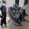 Novos Sapatos de Malha Fly com Solado Macio Antiderrapante para Crianças Primavera e Verão 2025 Sapatos de Coco para Meninas Malha Respirável Sapatos Casuais para Meninos