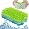 Fábrica em estoque bandeja de gelo de silicone em favo de mel espessa com 37 cavidades molde criativo DIY dobrável de caixa de gelo quadrada com tampa