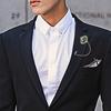 Broche de gemas de palacio retro europeo y americano para hombres y mujeres, alfiler universal de una palabra, aguja larga, accesorios para trajes y abrigos, venta directa de fábrica