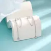 Pendientes Largos Gu Mao Ning Slim con Borlas de Estrella y Luna, Hilos para Oreja Huecos de Estrella y Luna Únicos y Elegantes