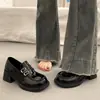 Sapatos Pequenos de Couro com Salto Grosso Feminino 2026 Nova Coleção Primavera Outono Inverno Estilo Britânico Sapatos de Calçar Simples Mary Janes Sapatos Femininos Mocassins