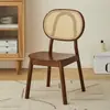 Venda Direta de Fábrica de Cadeiras Ventilador de Rattan Usadas, Cadeiras de Jantar Domésticas de Madeira Maciça, Escrivaninhas, Cadeiras de Rattan para Pousadas e Restaurantes Japoneses Estilo Wabi-Sabi