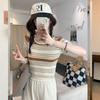 Top de Camiseta de Punto de Seda Helada de Manga Corta para Mujer Verano Nuevo Rayas Chic Ajustado Corto Cuello en U Diseño con Sentido Nicho
