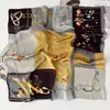 Pañuelo Cuadrado Pequeño con Estampado de Nudo de Cuerda de Nuevo Estilo para Mujer, Pañuelo Decorativo Versátil de Seda, Bufanda de Cuello Multifuncional Moderna y Elegante