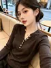 Suéter de Punto Vintage Color Café de Manga Larga Medio Abierto Otoño/Invierno 2026 Ajustado Camisa Base Ceñidor de Cintura Top Hot Girl A13524
