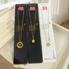 Collar de Lujo de Gama Alta, Moderno y Popular, Transfronterizo Acero Inoxidable Oro de 18K Collar Sencillo con Letra Vl y Elementos de Trébol de Cuatro Hojas, Etc
