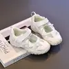 Sandalias Deportivas Florales Dulces para Niñas, Zapatos de Princesa Transpirables, Nuevos Zapatos Casuales de Malla para Niños Verano 2026