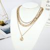 Collar multicapa con letras de diamantes de moda de joyería transfronteriza, colgante sencillo de hip-hop para mujer con 26 letras en inglés