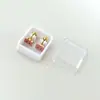 Aretes Mini Gota de Aceite Dorados de Acero de Titanio en Caja Aretes Sencillos de Tornillo Cuatro Hojas Pendientes de Marca Grande