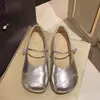 Temperamento Elegante Estilo Britânico Sapatos Pequenos de Couro Feminino 2026 Outono Novo Estilo Versátil Estilo Fada Mary Jane Sapatos de Salto