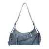 Bolso bandolera para mujer estilo motocicleta con remaches retro, nueva colección 2026, bolso tote con hebilla de cinturón moderno, bolso cruzado de moda nicho
