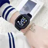 Reloj para Hombres y Mujeres, Versátil para Estudiantes Universitarios, Ins Klein Blue, Reloj Electrónico para Pareja Juvenil con un Diseño Inspirado en la Tecnología