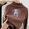 Camisa Base de Veludo com Babados para Meninas Outono e Inverno 2025 Novo Estilo para Crianças Maiores, Camiseta de Manga Longa com Gola Meia-Alta de Renda para Inverno