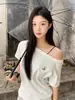 Camiseta de Manga Corta de Algodón Puro Estilo Callejero para Mujer Hombros Descubiertos Hombros Descubiertos Camiseta Estampada de Media Manga Top con Hombros Asimétricos Estilo Pareja Principios de Primavera